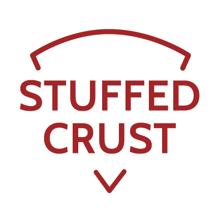 Las palabras “STUFFED CRUST” perfiladas en la forma de una rebanada de pizza.